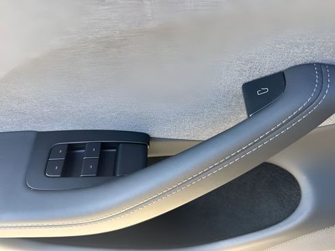 Used 2024 Tesla Model 3 Long Range image 28