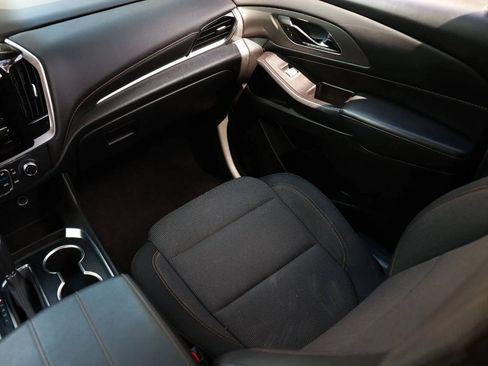 Used 2019 Chevrolet Traverse LS FWD image 42