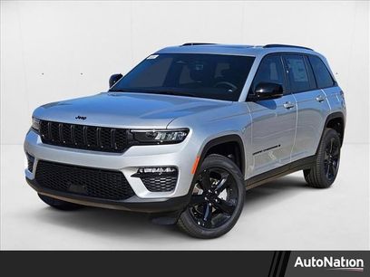 New 2025 Jeep Grand Cherokee Limited w/ Black Appearance Package