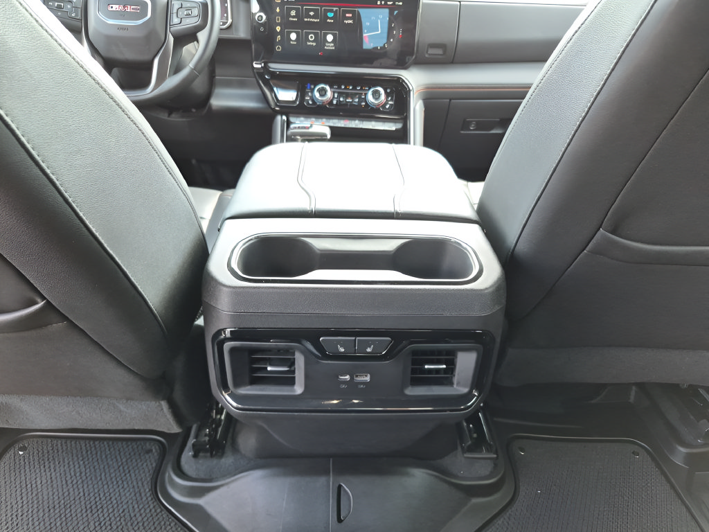 Used 2023 GMC Sierra 1500 AT4 w/ AT4 Preferred Package AWD/4WD image 29