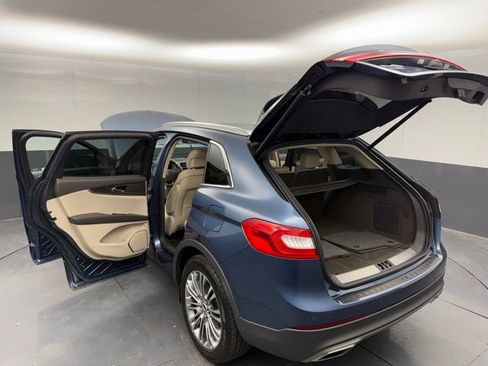 Used 2018 Lincoln MKX Reserve w/ Cargo Utility Package AWD/4WD image 28