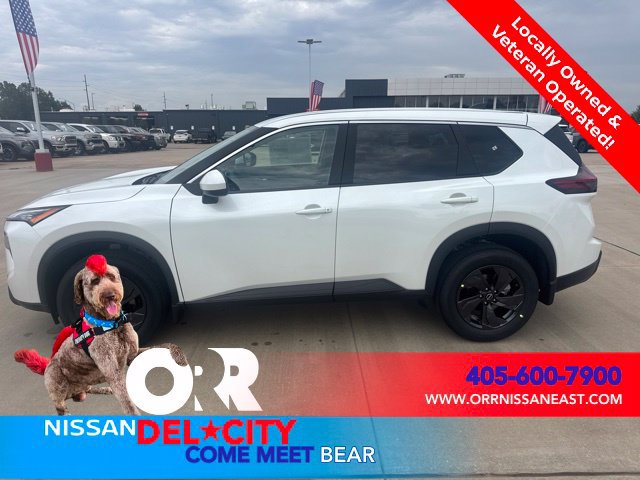 New 2026 Nissan Rogue SV w/ Cold Weather Package AWD/4WD image 2