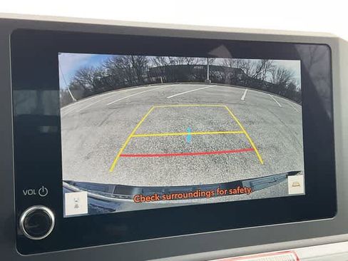 Used 2025 Toyota Tacoma SR5 image 21