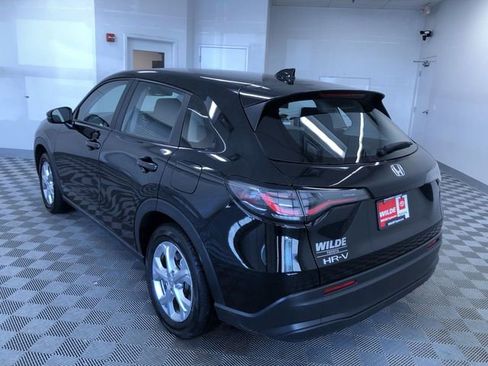 Used 2025 Honda HR-V LX image 12