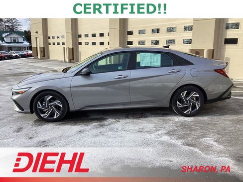 Certified 2025 Hyundai Elantra Sport w/ Cargo Package image 5