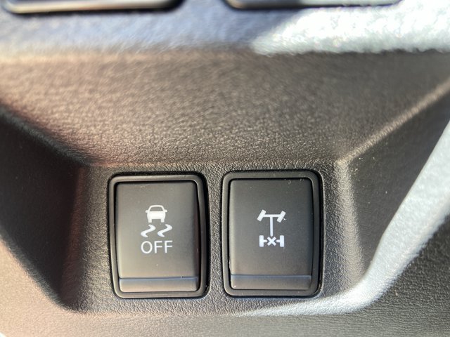 Used 2026 Nissan Frontier PRO-4X w/ Pro-4x Convenience Package AWD/4WD image 45