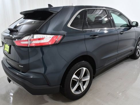 Used 2024 Ford Edge SEL w/ Convenience Package image 11