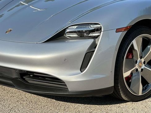 Used 2020 Porsche Taycan 4S AWD/4WD image 11