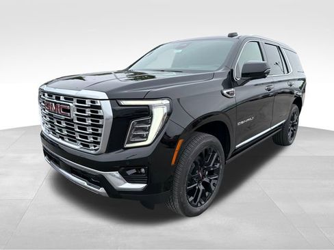 New 2026 GMC Yukon Denali w/ Denali Reserve Package AWD/4WD image 3