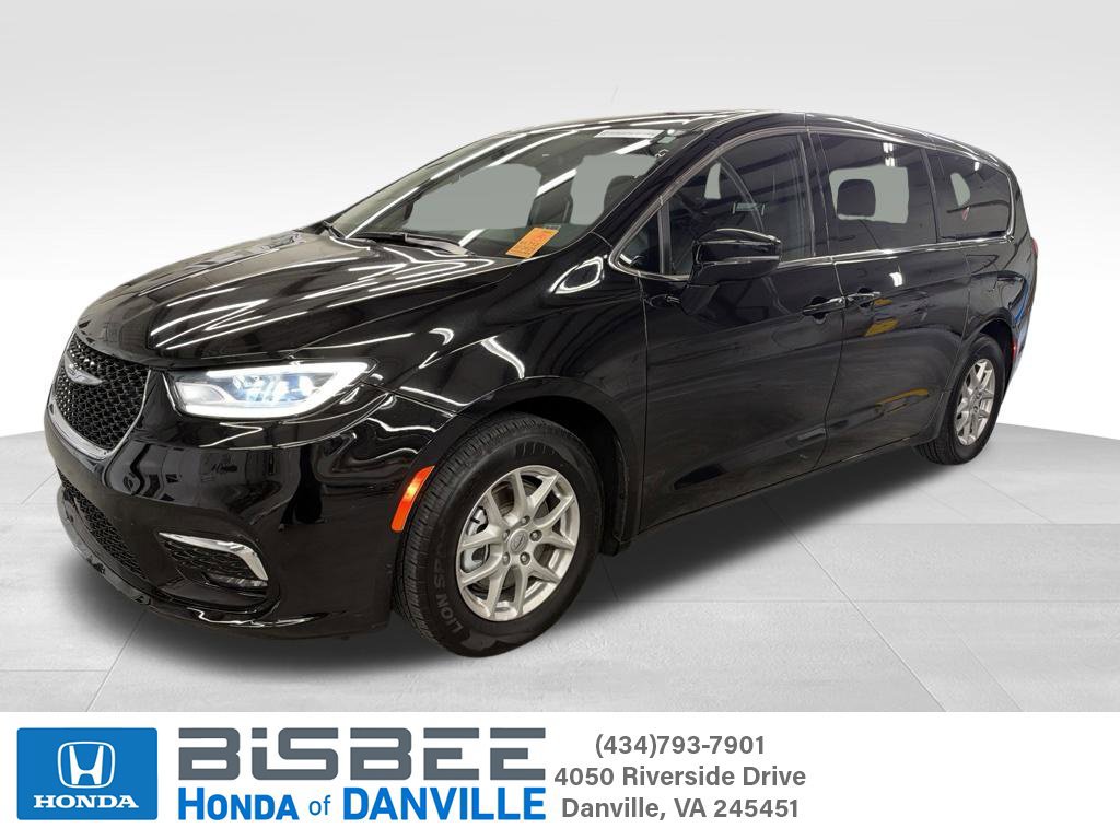 Used 2025 Chrysler Pacifica Select FWD 360° Tour