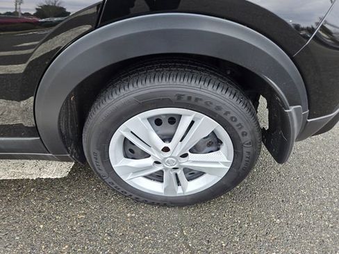 Used 2024 Nissan Kicks S image 12