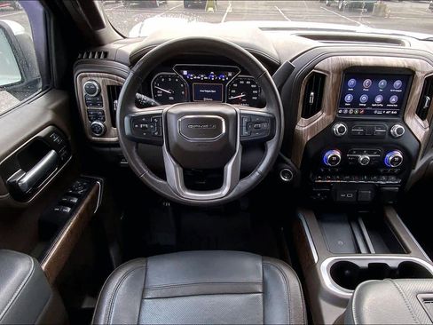 Used 2021 GMC Sierra 1500 Denali w/ Denali Ultimate Package image 6