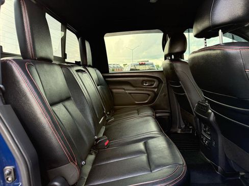 Used 2020 Nissan Titan PRO-4X w/ Pro-4x Convenience Package AWD/4WD image 23