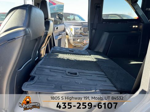Used 2023 Ford Bronco Wildtrak image 46
