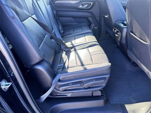 Used 2023 Chevrolet Suburban RST image 27