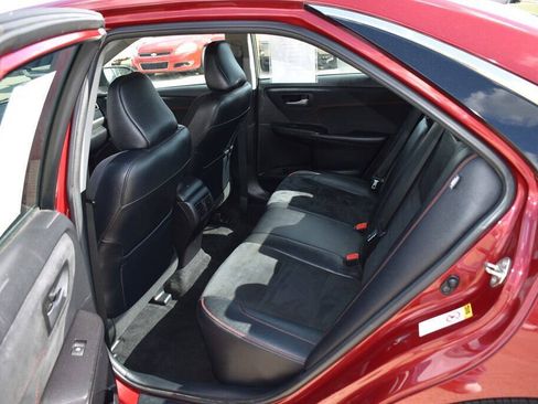 Used 2017 Toyota Camry XSE w/ Moonroof Package FWD image 14