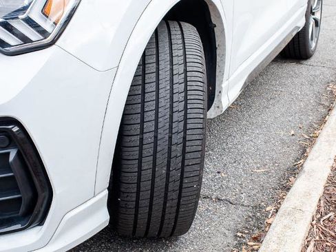 Used 2022 Audi Q3 2.0T Premium Plus image 9