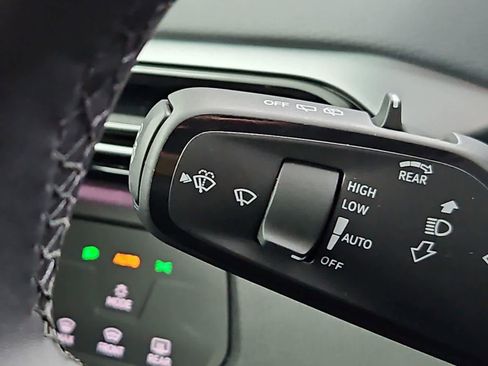 New 2026 Volkswagen ID.4 Pro image 25