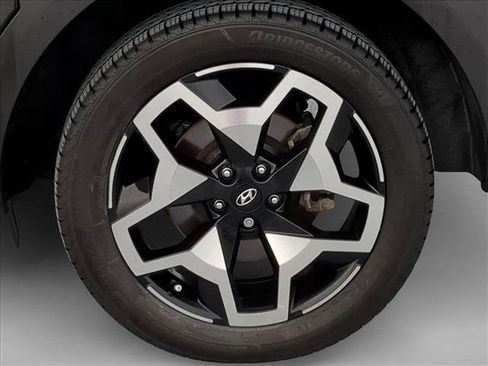 Used 2023 Hyundai Santa Cruz Limited AWD/4WD image 25