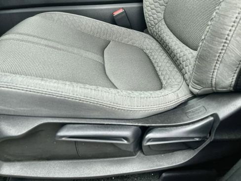 Used 2023 Honda Pilot LX image 16