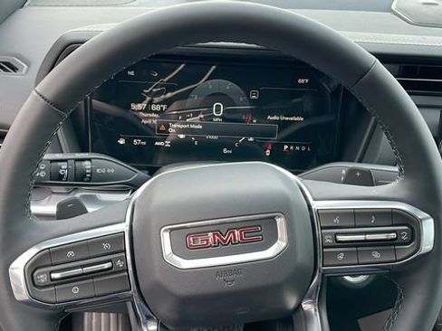 New 2026 GMC Terrain Elevation w/ Technology Package II AWD/4WD image 18