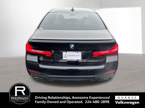 Used 2021 BMW M550i xDrive image 9