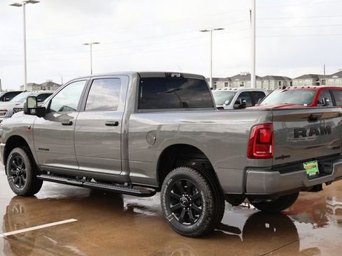 New 2026 RAM 2500 Big Horn AWD/4WD image 4