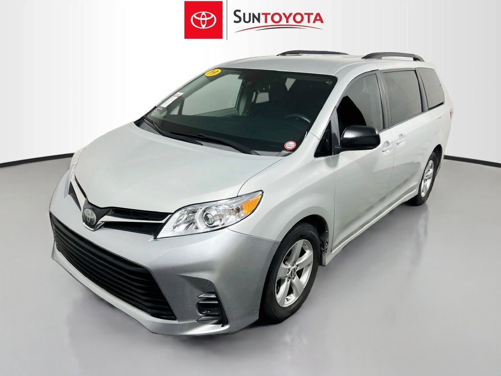 Used 2019 Toyota Sienna LE FWD image 4