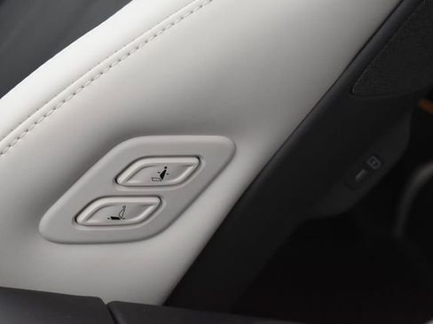 New 2026 Kia EV9 GT-Line image 30