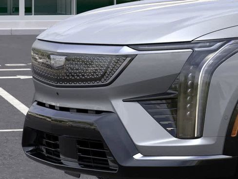 New 2025 Cadillac Optiq Sport 1 image 27