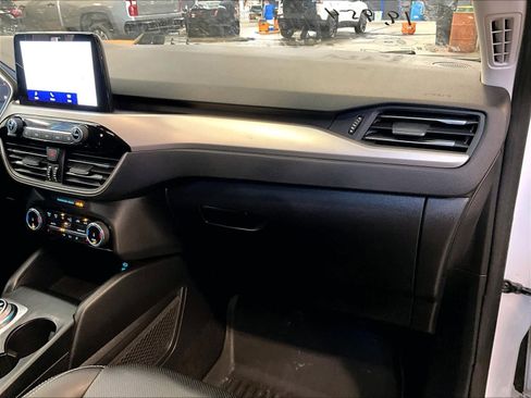 Used 2022 Ford Escape SEL AWD/4WD image 13