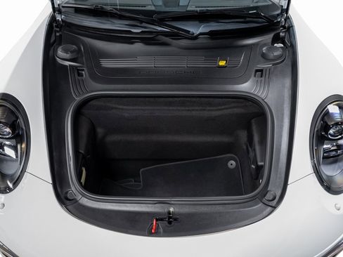 Used 2016 Porsche 911 Carrera 4S image 56