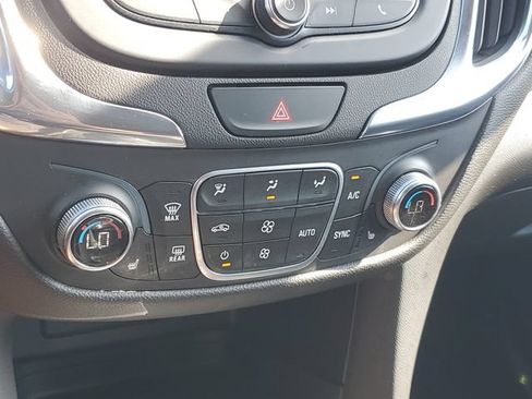 Certified 2020 Chevrolet Equinox LT w/ Driver Convenience Package AWD/4WD image 28