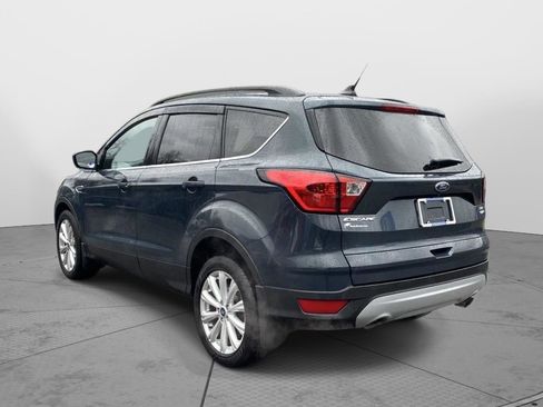 Used 2019 Ford Escape SEL image 5