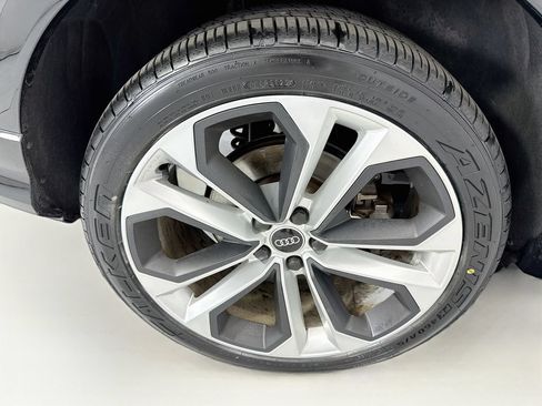 Used 2021 Audi Q3 2.0T Premium Plus w/ Premium Plus Package AWD/4WD image 32
