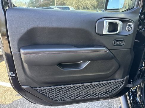 Used 2023 Jeep Gladiator Rubicon w/ LED Lighting Group image 10