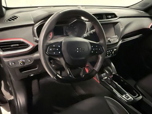 Used 2023 Chevrolet TrailBlazer RS image 19