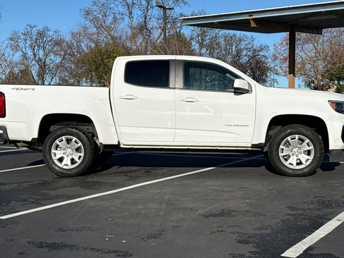Used 2022 Chevrolet Colorado LT w/ Safety Package image 10