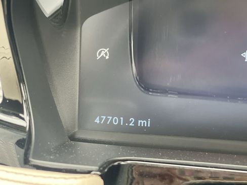 Used 2024 Lincoln Corsair AWD w/ Equipment Group 101A image 12