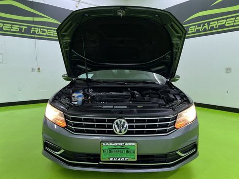 Used 2016 Volkswagen Passat 1.8T S FWD image 4