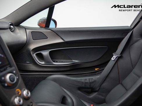 Used 2015 McLaren P1 RWD image 47