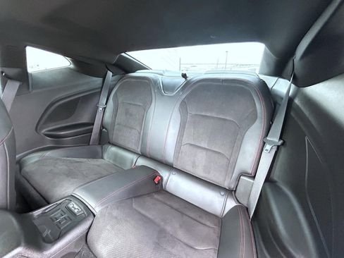 Used 2022 Chevrolet Camaro ZL1 RWD image 18