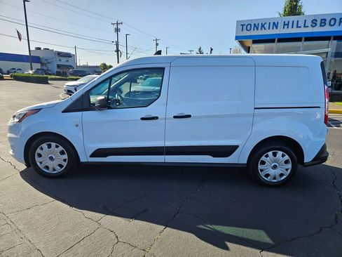 Used 2022 Ford Transit Connect XLT FWD image 3