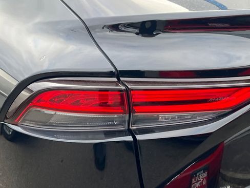 Certified 2022 Toyota Mirai w/ Advanced Technology Package RWD image 20