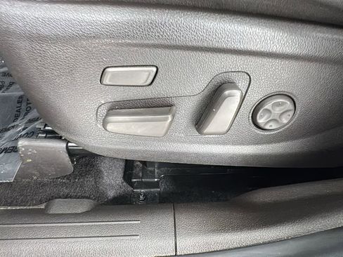 Used 2023 Hyundai Santa Fe Limited image 11