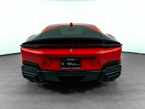 Certified 2025 Ferrari 12Cilindri RWD image 6