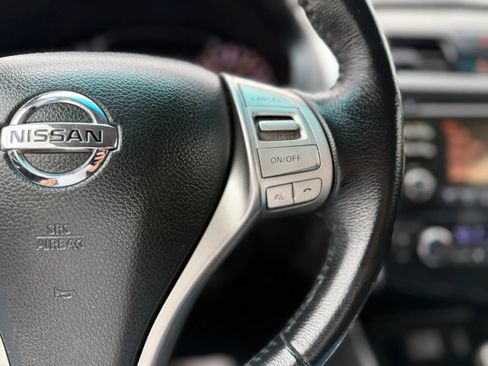 Used 2013 Nissan Altima 2.5 SV FWD image 14