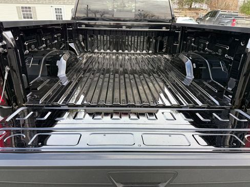 New 2026 GMC Sierra 2500 SLT w/ SLT Convenience Package image 19