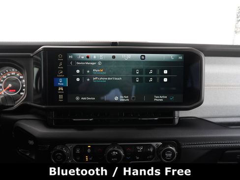 Used 2024 Jeep Wrangler Sahara image 29