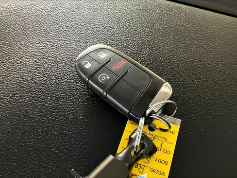 Used 2023 Jeep Renegade Trailhawk image 14